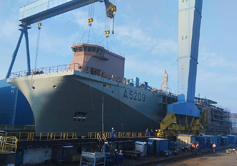 Строительство португальского носителя БЛА D. João II идет по графику