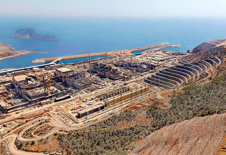 На АЭС "Аккую" установлены повышающие трансформаторы