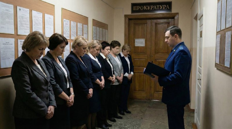 В школах Вологодской области признали принуждение к установке Max