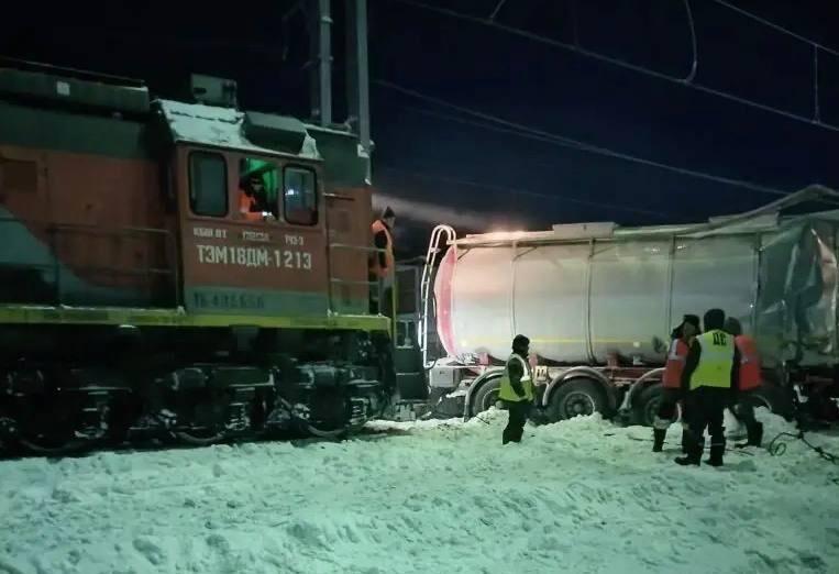 Движение поездов восстановлено после ДТП в Мордовии
