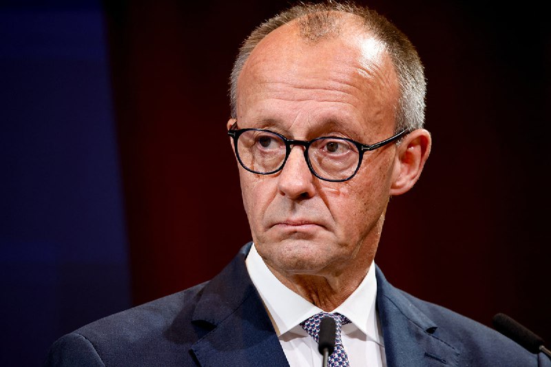 Канцлер Германии требует запрета соцсетей для детей