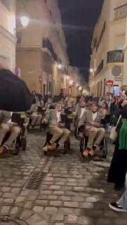 Парад в честь Стивена Хокинга прошел в Испании