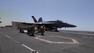 Истребители «Форд» в Красном море применяют новые авиабомбы JSOW-ER