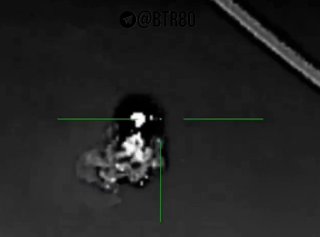 Кадры сбития «Бабок Ёжек» из стрелкового оружия