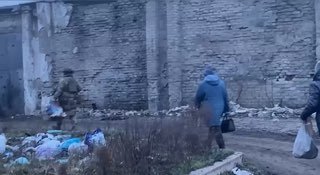 Эвакуация жителей Красноармейска силами группировки «Центр»