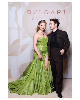 Флоренс Пью и Финн Коул подтвердили роман на ужине Bvlgari в Милане