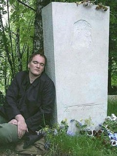 Тарантино у могилы Пастернака: режиссёр признался в любви к поэту