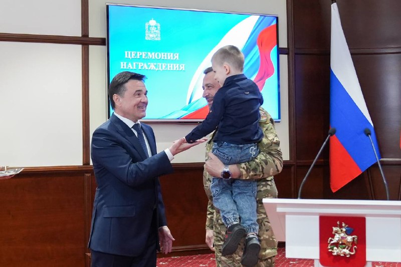 Вручены государственные награды бойцам подразделения БАРС за мужество в ходе СВО