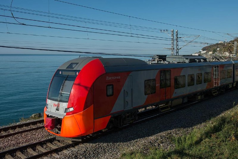 «Единая Россия» развивает патриотические маршруты для молодежи