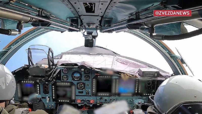 Видео с кабины Су-34: сброс бомб во время вылета