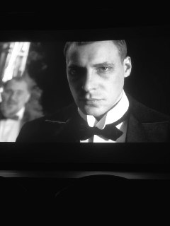 К 20-летию фильма «Улица Балабанова»: Цыганов озвучил роль Балуева, картина выйдет в прокат