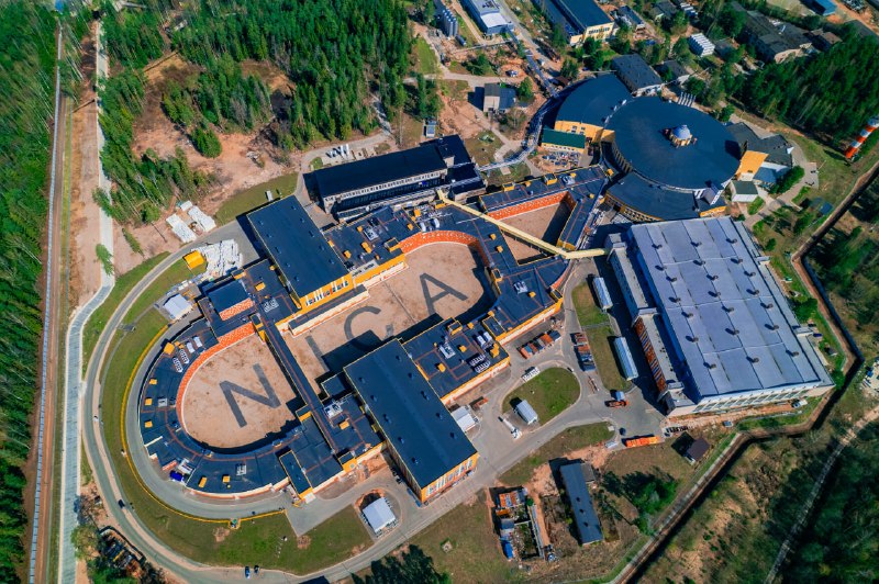 ОИЯИ отметил 70-летие: новые ускорители, синтез элементов и юбилейные сорта растений