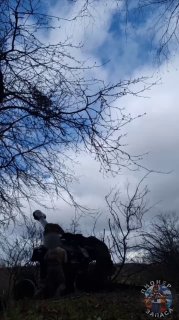 Артиллеристы на Д-30 применяют тактику маневрирования на Сумском направлении