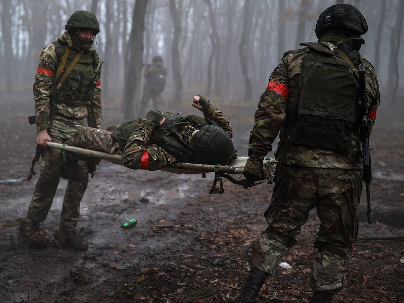 Почему нельзя пить транексамовую кислоту перед боем: риски тромбозов и мифы о «волшебной таблетке»