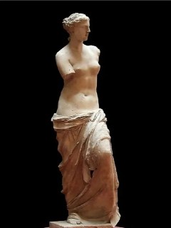 Как Венера Милосская потеряла руки в бою и стала объектом споров