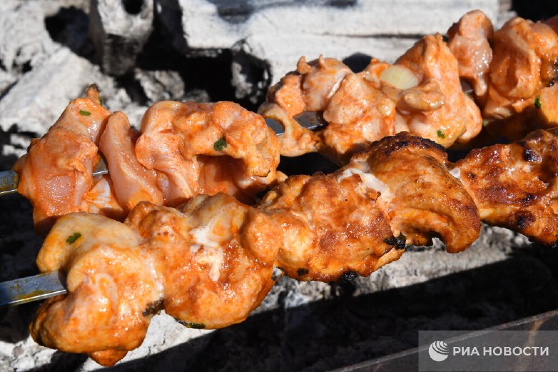 Стоимость набора для шашлыка в этом году составит около 5000 рублей