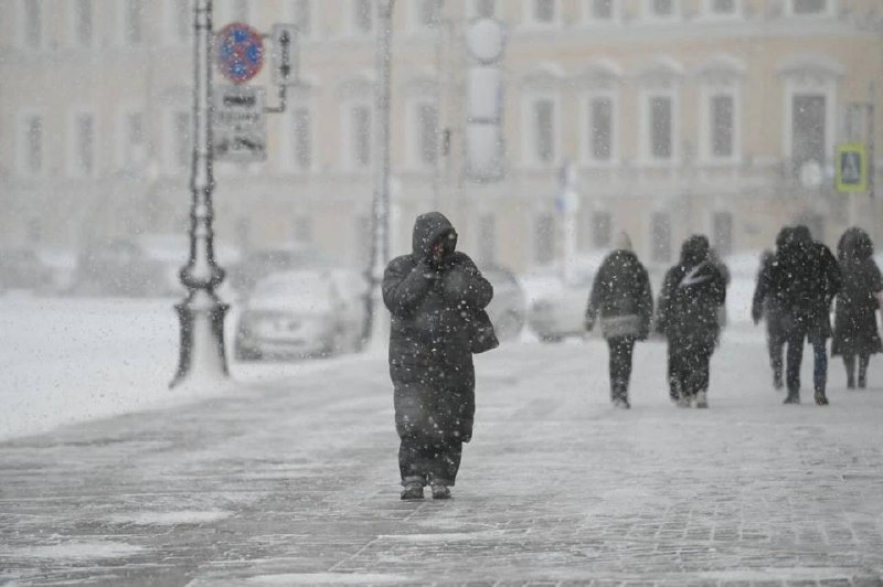 Снег и похолодание ожидаются в Санкт-Петербурге на этой неделе