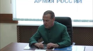 Медведев заслушал доклад Дрозденко о защите неба Ленобласти