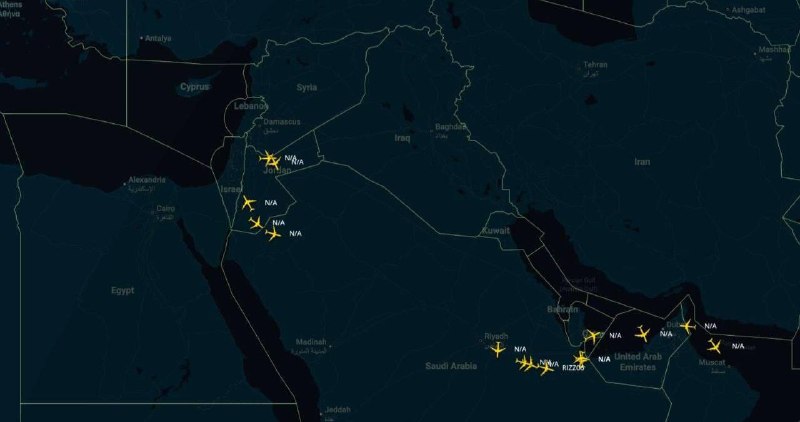 В небе над Ближним Востоком замечены 15 американских заправщиков KC-135/KC-46