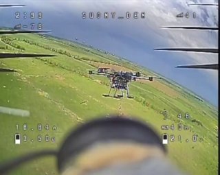 Оператор FPV-дрона ВС РФ сбил «Бабу-Ягу» противника