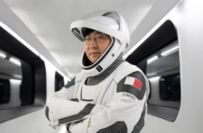 Командиром первой миссии SpaceX на Марс станет китайский миллиардер Чун Ван