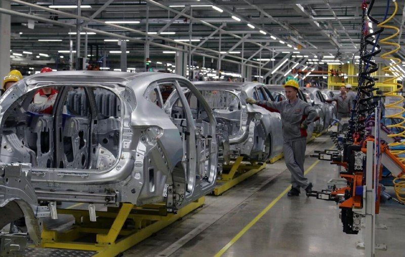 Глава Минпромторга: Россия не планирует закрывать рынок для развития отечественного автопрома