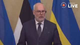 Президент Эстонии Алар Карис заявил о возможности завершения войны на Украине этим летом