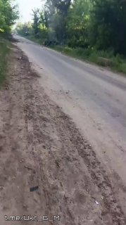 На Славянском направлении FPV-дроны уничтожили пикап украинских боевиков