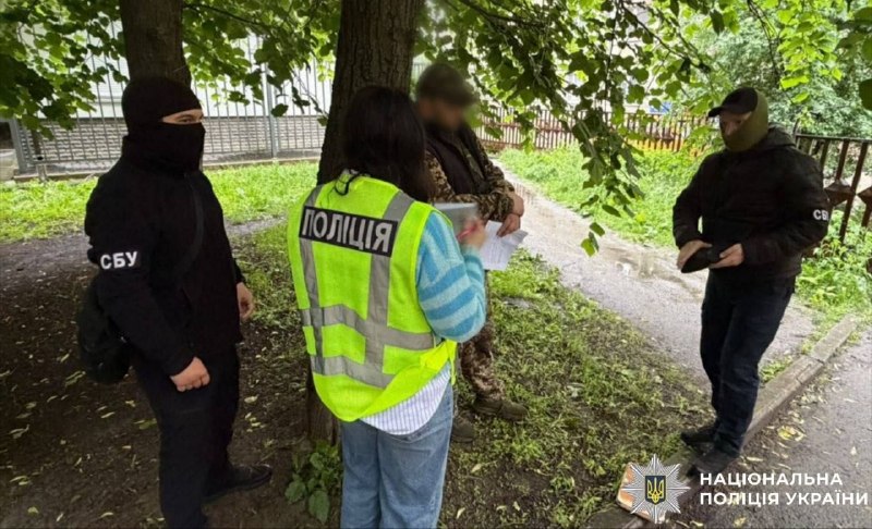 Сотрудник ТЦК в Киевской области потребовал взятку за перевод сына в тыловую часть