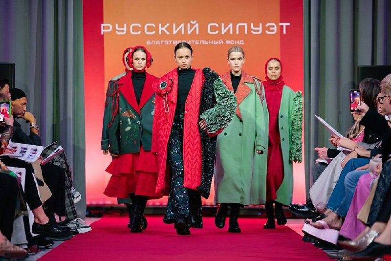 Дизайнер из Иванова покорила жюри конкурса «Русский силуэт» коллекцией в стиле славянской мифологии