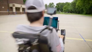 Участники испытаний Neuralink научились водить кресла-коляски сигналом мозга