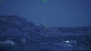 Зафиксированы кадры поражения сухогруза и буксиров в порту Николаева