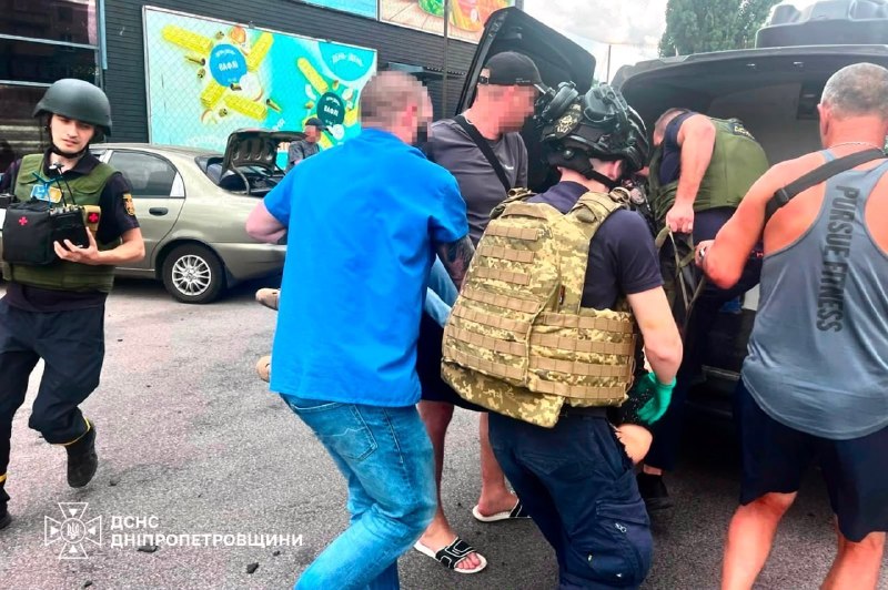 Массированный обстрел Днепропетровщины: двое погибших и трое раненых