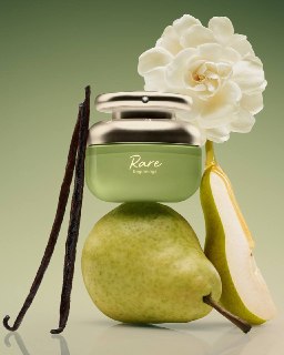 Селена Гомес представила новый аромат Rare Beauty Beginnings