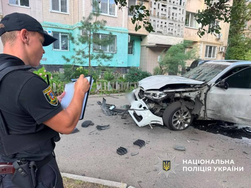 В Одессе взорвался автомобиль военного