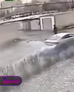 В Омске с тепловой компании взыскали ₽2 млн за погибшего в яме с кипятком жителя