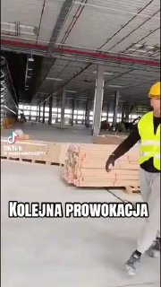 В Польше фиксируют случаи давления на украинцев, избегающих мобилизации