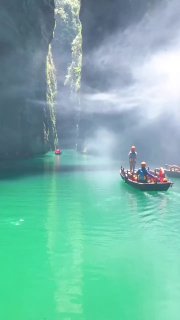 Малоизвестный каньон Пиншань из красного песчаника