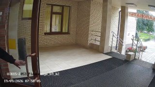 Наблюдатель от «Яблока» оказал сопротивление сотруднику полиции в Петербурге