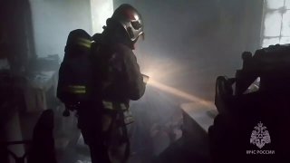 Пятерых спасли из пожара в поликлинике в Тосно