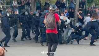 Массовые протесты во Франции против нового законопроекта о полномочиях полиции