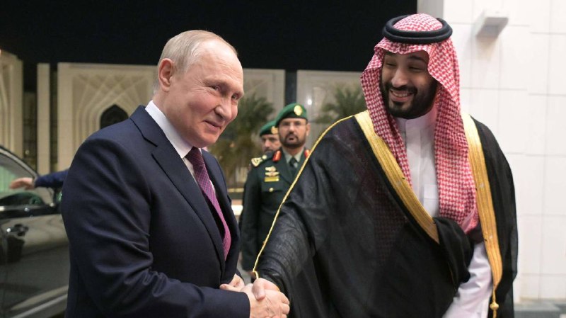 Владимир Путин провел телефонный разговор с наследным принцем Саудовской Аравии