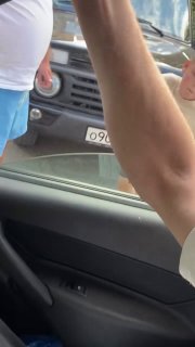 В Ростове конфликт на дороге перерос в разборку с участием ребенка