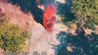 Последствия прилета FPV-дрона по пикапу противника в Славянско-Краматорской агломерации