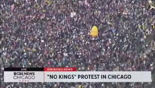 В США проходят масштабные антитрамповские протесты, ожидается рекордное количество участников.