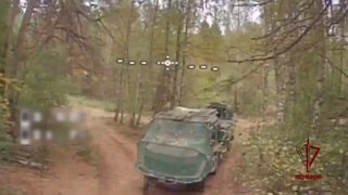 Росгвардия опубликовала видео уничтожения САУ "Богдана" ВСУ в Черниговской области