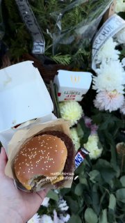 Отряд Ковпака: На могилы кладут "Сникерсы" вместо сигарет