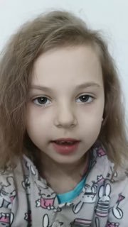 Поддержка бойцам: подписчики канала "Фронтовая птичка" отправляют слова любви и тепла