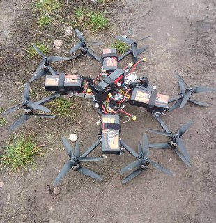 Российские дроноводы создают FPV-франкенштейны на Сумском направлении